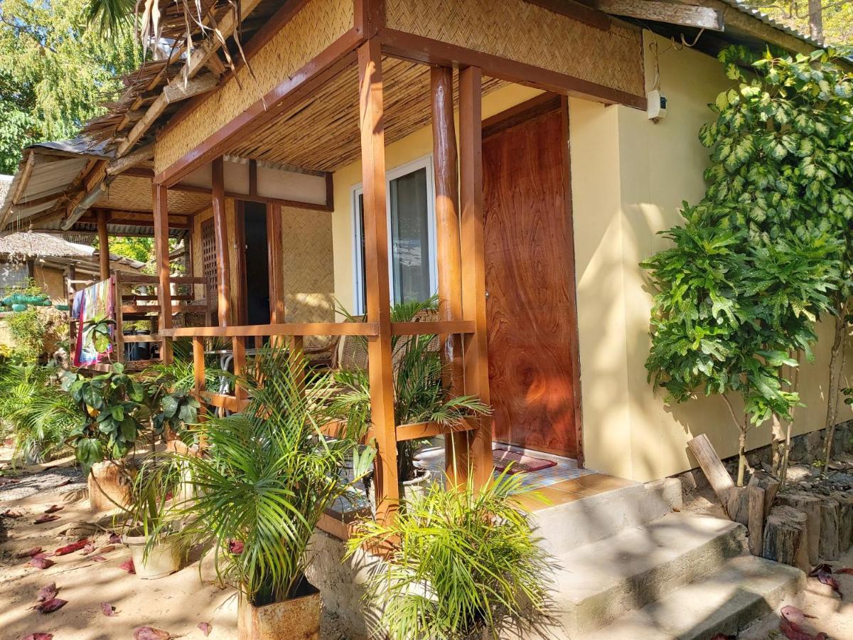 Lugadia Beach Cottages El Nido Exterior photo